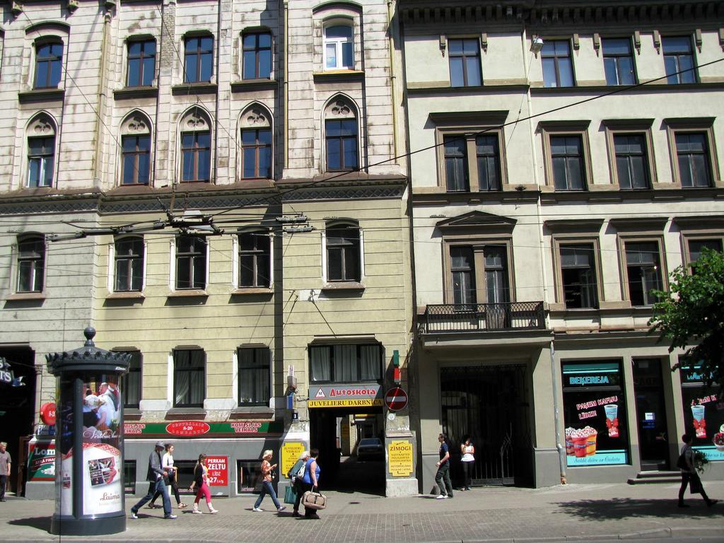 Antik Apart Hotel Рига Экстерьер фото